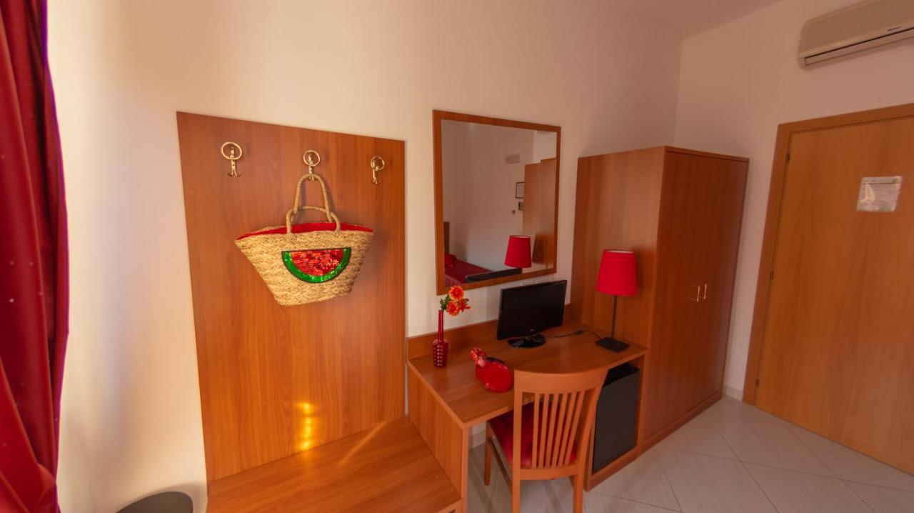 Hotel Solaria ローディ・ガルガーニコ エクステリア 写真